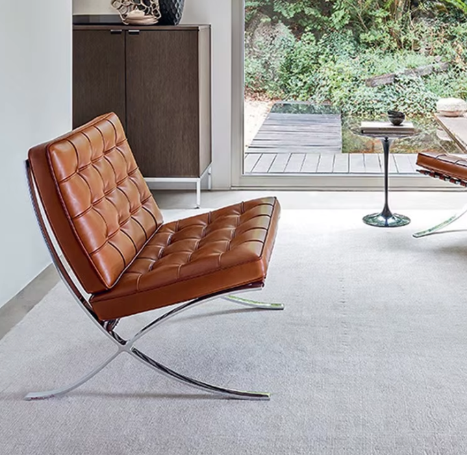 Roma Leather Lounge Chair & Ottoman – Modern Italian Design
